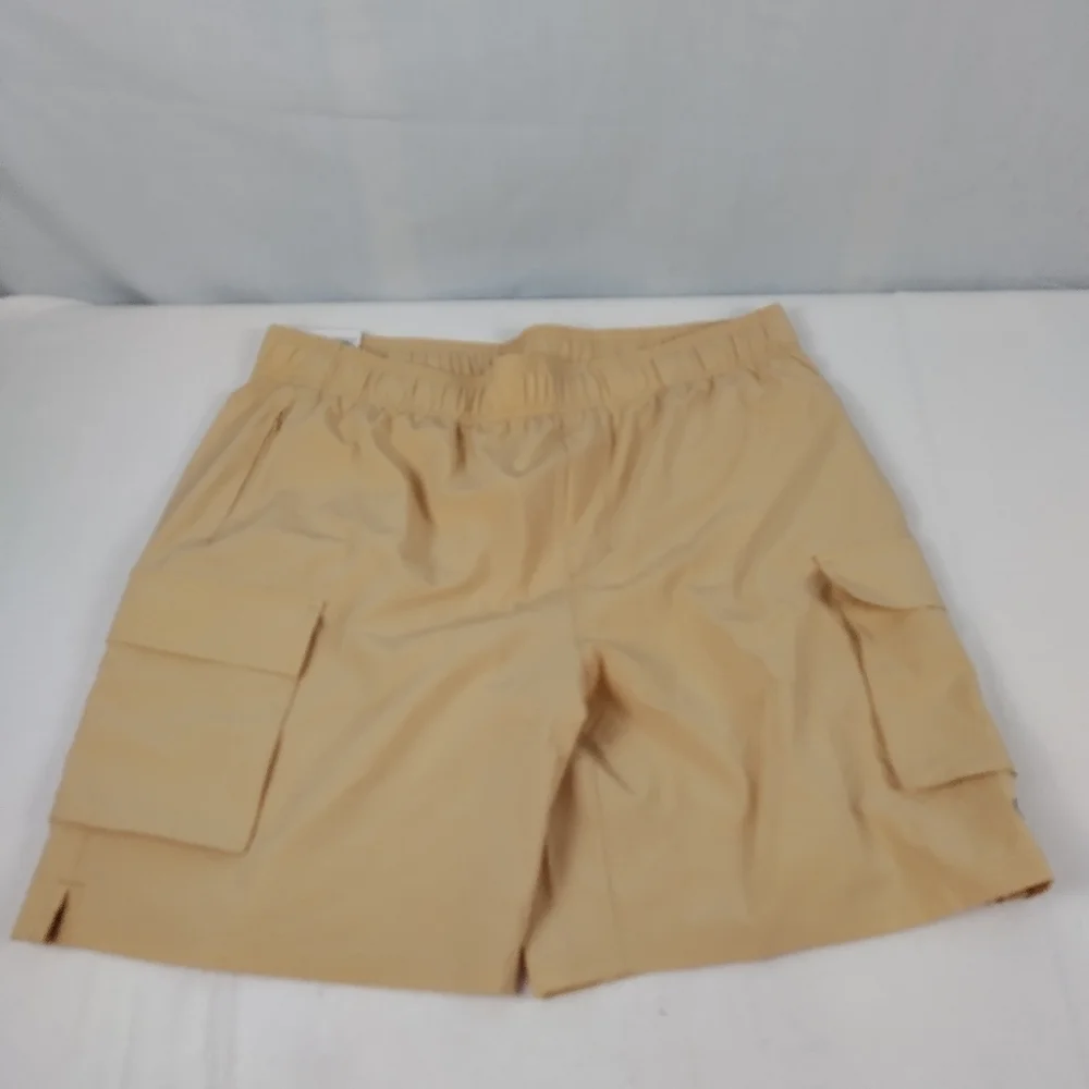 Champion Men's Size XL Performance Shorts Causal Wear New With Tags